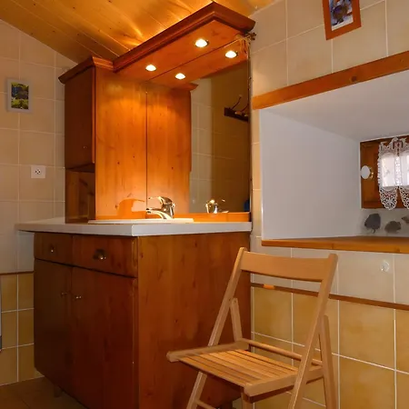 La Petite Maison La Bergerie 펜션 뱅